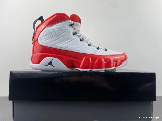 Red Jordan Gym 302370-160 White 9 Retro Air 0814